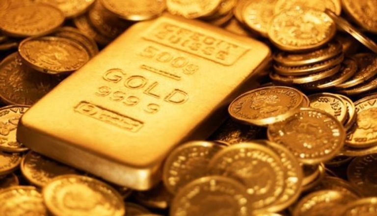 أسعار الفائدة تهبط بالذهب لأقل سعر في أسبوع