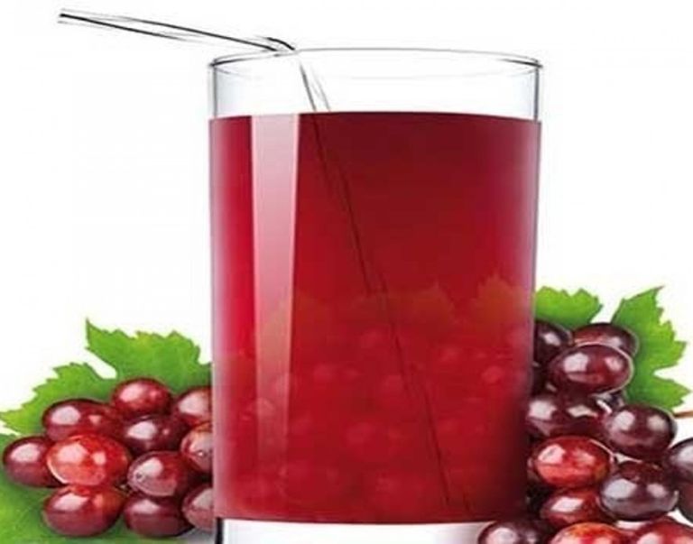 عصير العنب لعلاج جفاف الفم أسباب جفاف الفم في رمضان وعلاجه