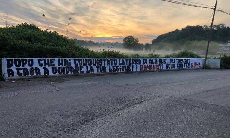 جماهير روما تطالب ببقاء كلاوديو رانييري مدربا للفريق كلاوديو رانييري مدرب روما