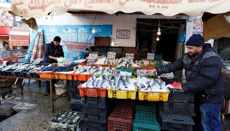 سوق للسمك في تونس - رويترز