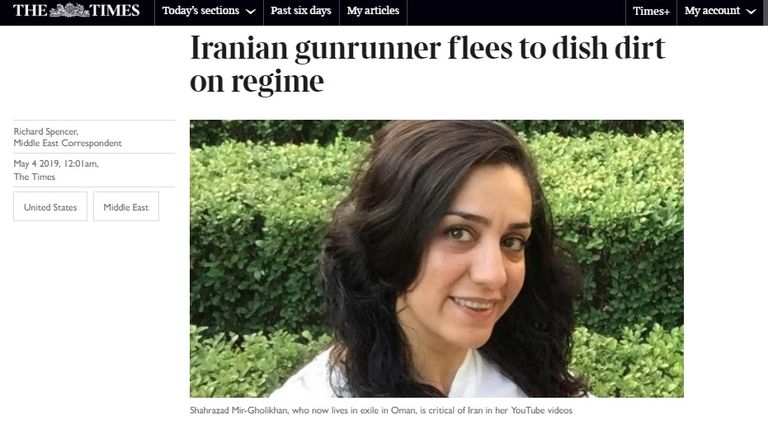 إيرانية تهاجم خامنئي بعد تحديها العقوبات الأمريكية