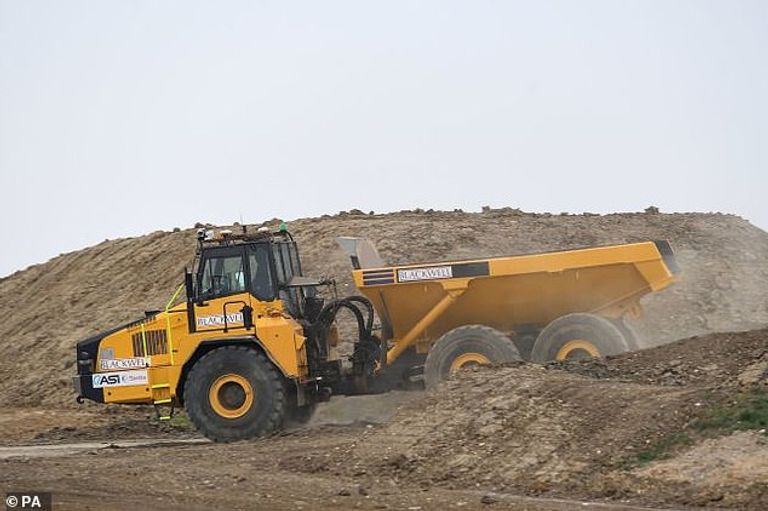 شاحنة رصف الطرق البريطانية A14