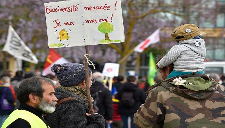 جانب من مسيرات السترات الصفراء في الأسبوع الـ25