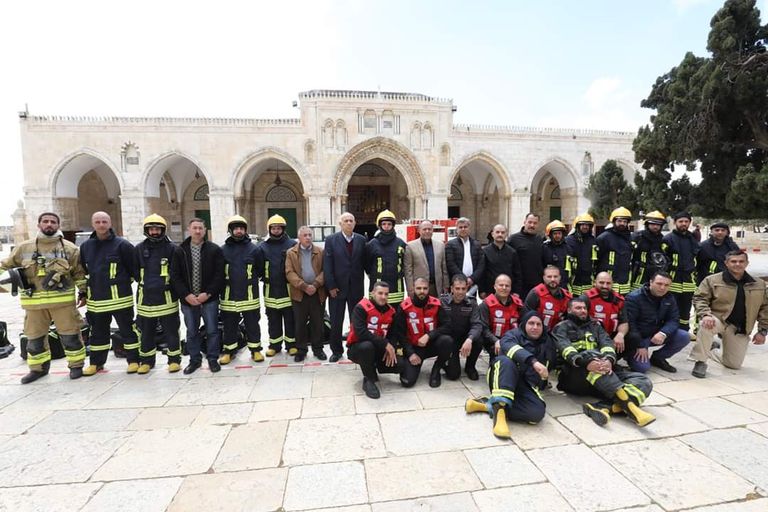 فرق الكشافة والنظام 