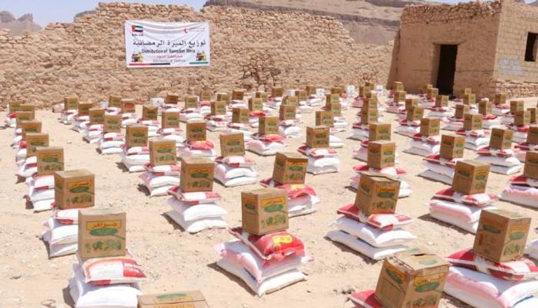 توزيع مساعدات رمضانية على أهالي اليمن - أرشيفية