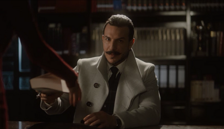 مشهد من مسلسل "عندما تشيخ الذئاب"