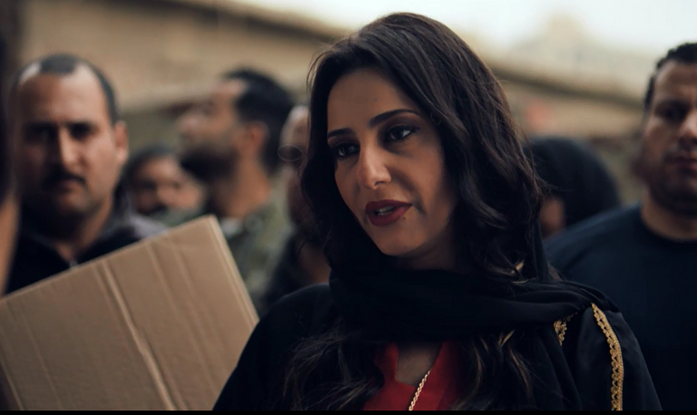 مشهد من مسلسل "عندما تشيخ الذئاب"