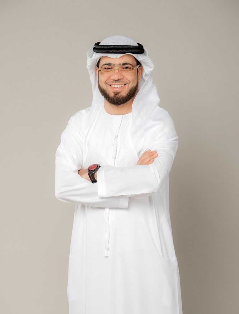 مشهد من مسلسل "عندما تشيخ الذئاب"