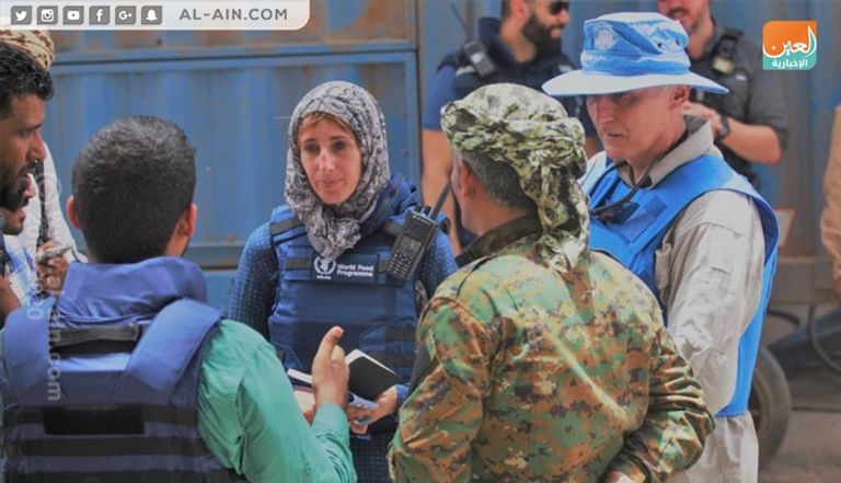 وفد أممي يرصد ألغام الحوثيين فــي مطاحن الحديدة تمهيدا لتشغيلها وفد أممي يرصـد ألغام الحوثيين فــي مطاحن الحديدة تمهيدا لتشغيلها