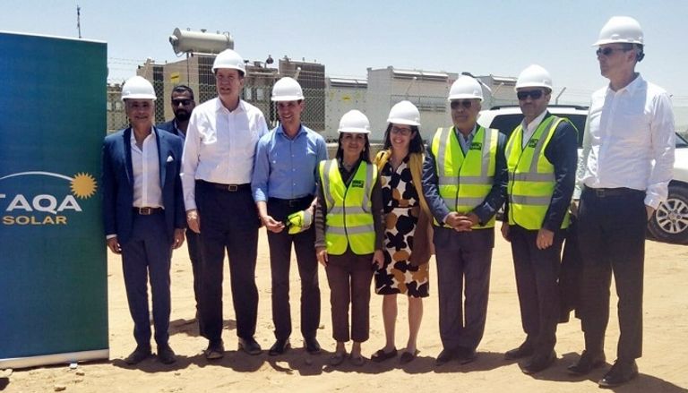 أثناء زيارة رئيس البنك الدولي لمشروع بنبان