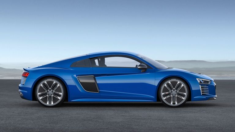 نسخة 2015 من طراز R8 e-tron