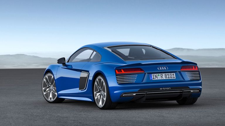 نسخة 2015 من طراز R8 e-tron