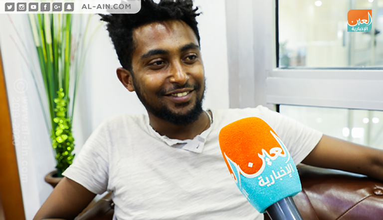 الشاب الإثيوبي أدوليس يؤكد حرصه على تهنئة المسلمين بحلول رمضان