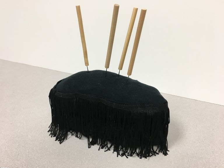 روبوت يضحك باستفزاز حتى يضربه المستخدم