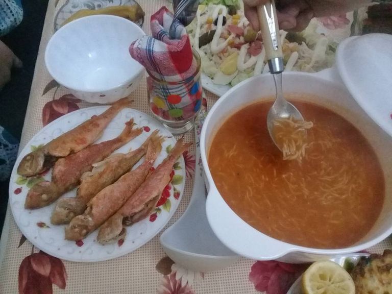 طبق شوربة "المْقَطْفَة" التقليدي الجزائري طبق شوربة "المْقَطْفَة" التقليدي الجزائري