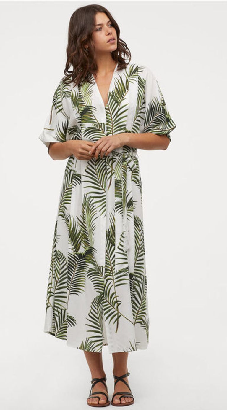 أزياء رمضانية بلمسة عصرية تناسب الحامل