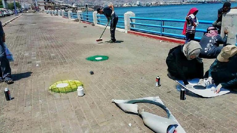 رئيس الوزراء اليمني وأعضاء 