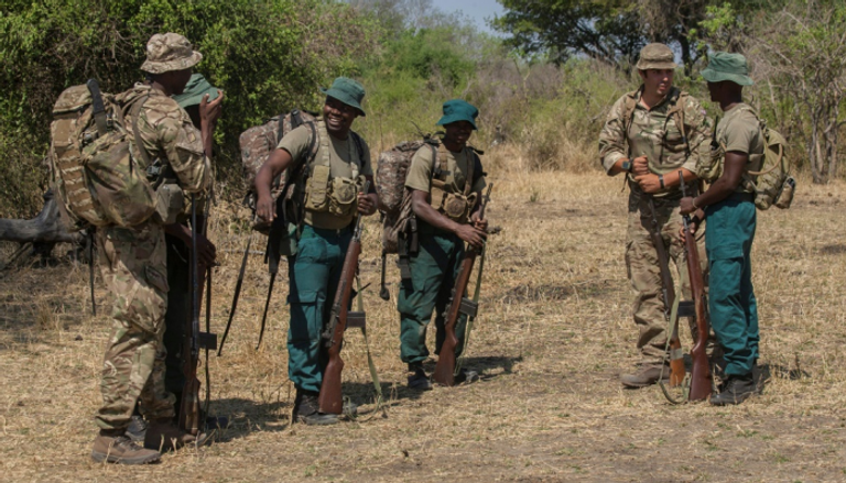بريطانيون يشاركون في عملية تدريب ضد الصيد غير القانوني في ملاوي