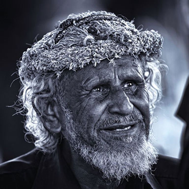 بعض من أكاليل الورد التي تمت صناعتها خلال العرض الحي في الشارقة