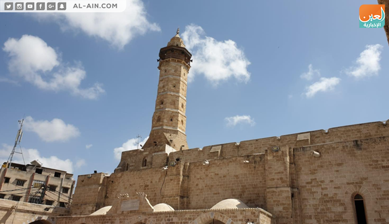 المسجد العمري بغزة "قبلة" الزوار في رمضان