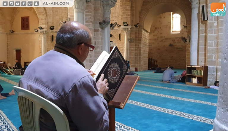 المسجد العمري بغزة "قبلة" الزوار في رمضان