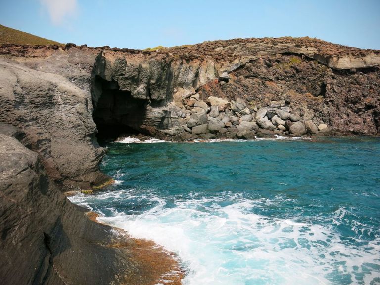 بانتيليريا.. لؤلؤة البحر الأبيض المتوسط السوداء