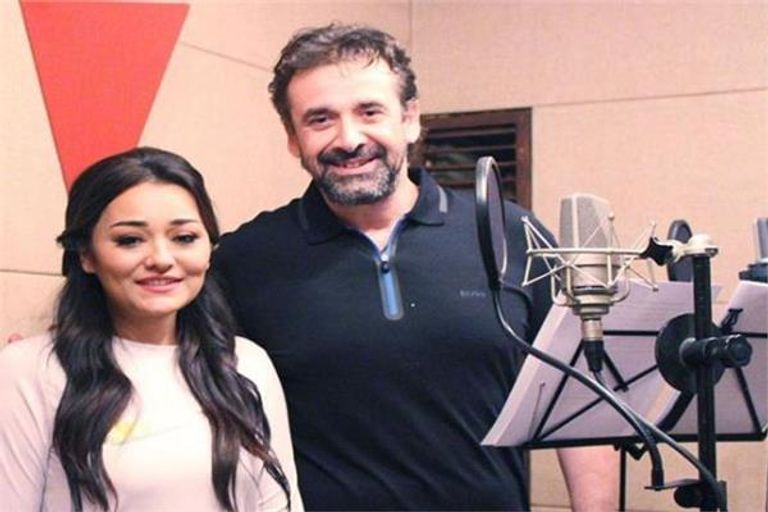 أحمد حلمي وداليا البحيري أثناء تسجيل المسلسل.