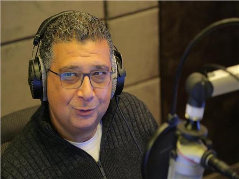 أحمد حلمي وداليا البحيري أثناء تسجيل المسلسل.