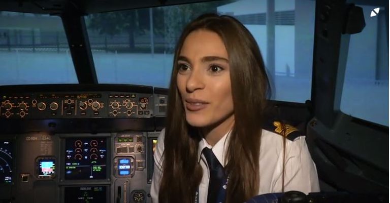 قائدات طائرة لبنانيات.