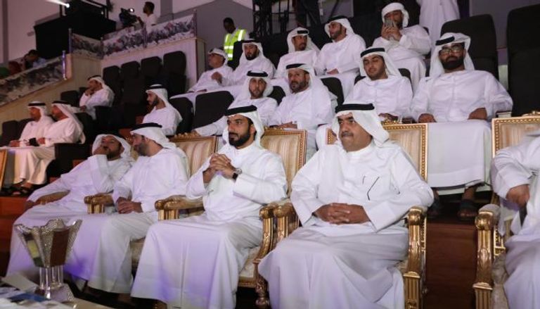 الشيخ سلطان بن أحمد القاسمي يتابع حفل افتتاح الدورة