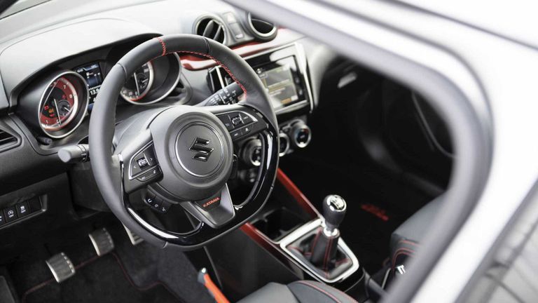 النسخة الرياضية من طراز "سويفت"