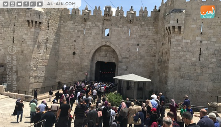 آلاف المصلين في المسجد الأقصى