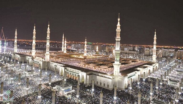 مدخل مكتبة المسجد النبوي الشريف.