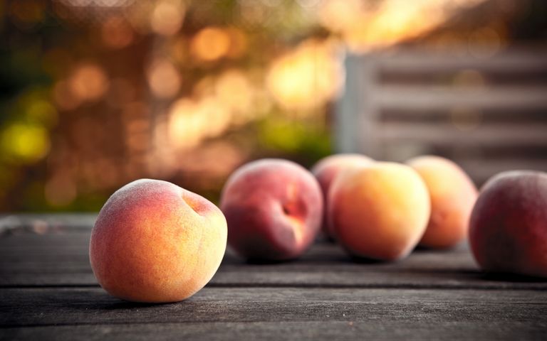 6 فواكه تناسب حمية 