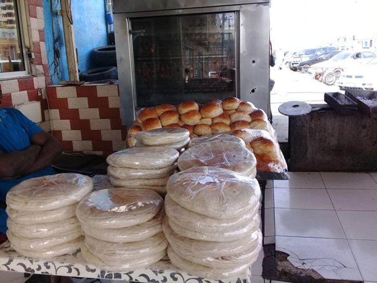 الحلويات والكعك.. أطباق جديدة تغزو موائد إفطار الموريتانيين