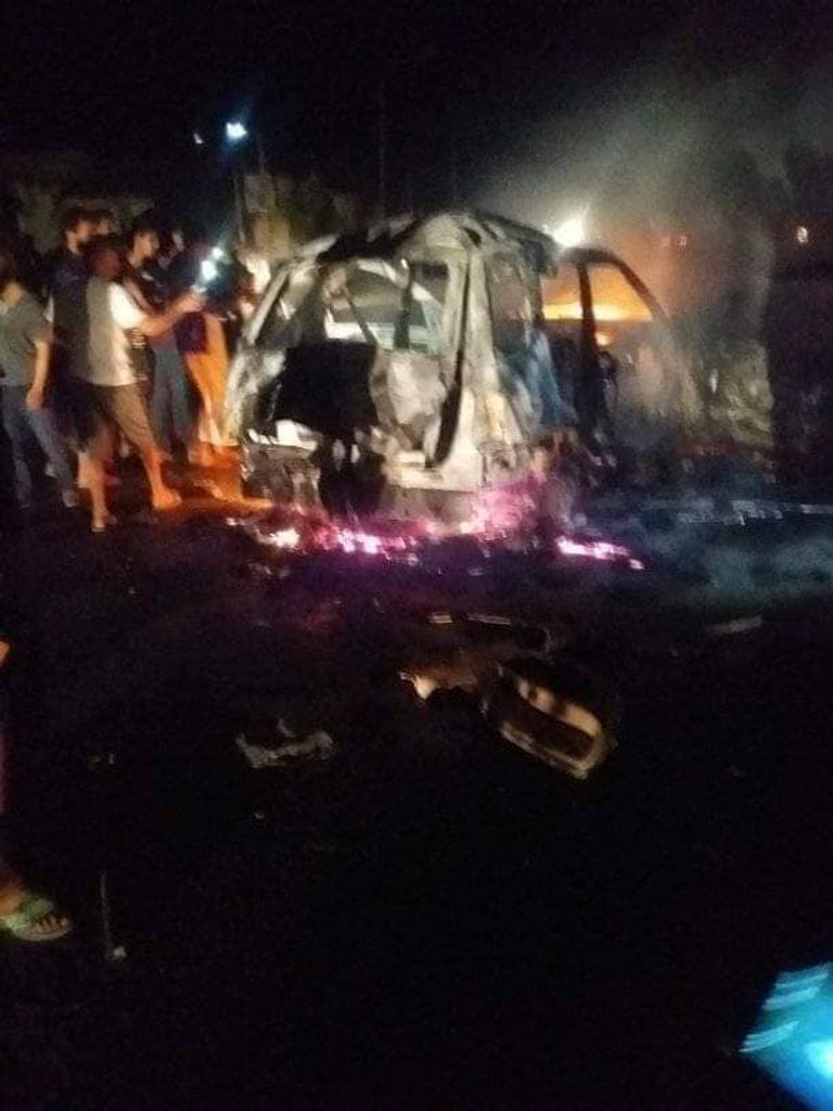 الجيش الليبي يستهدف شاحنة محملة بالذخائر في الزاوية الجيش الليبي يستهدف شحنة ذخائر في الزاوية