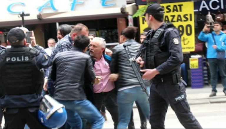 شرطة أردوغان تفض وقفة احتجاجية ضد إعادة انتخابات إسطنبول