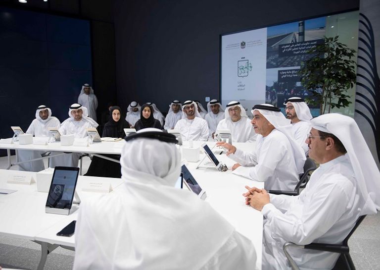 سيف بن زايد يترأس أول اجتماع لإدارة المكافآت بوزارة اللامستحيل