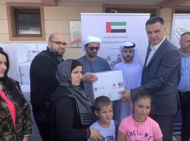 سفارات وقنصليات الإمارات تواصل تنفيذ مشروع الإفطار الرمضاني 2019