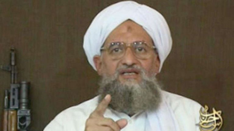 أسامة بن لادن مع الظواهري عام 2001- أرشيفية