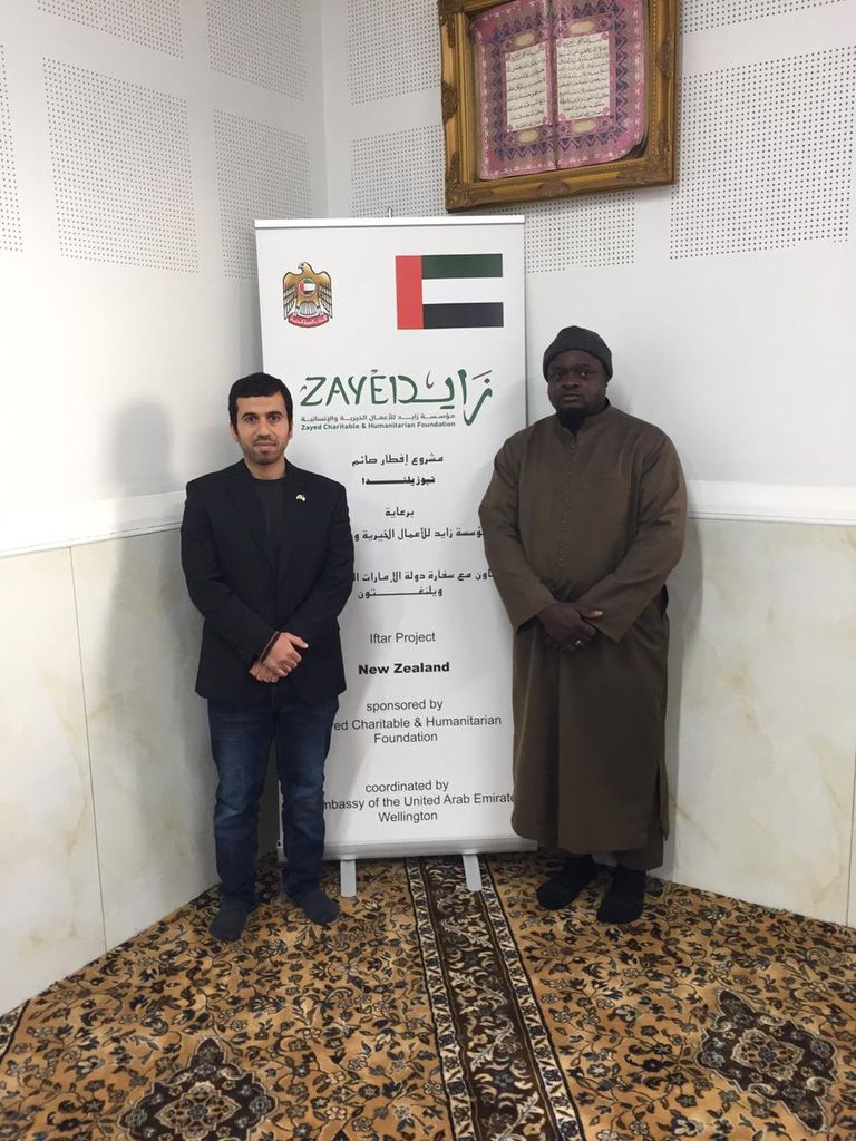 سفارات الإمارات تنفذ مشروع "إفطار الصائم" في عدة دول