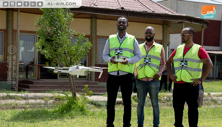 ممثلو الوكالات الحكومية يتدربون على استخدام الطائرات بدون طيار