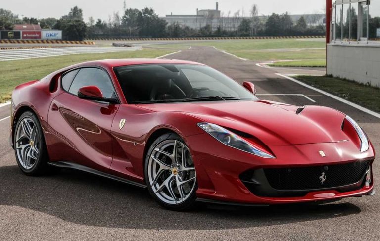 فيراري 812 Superfast
