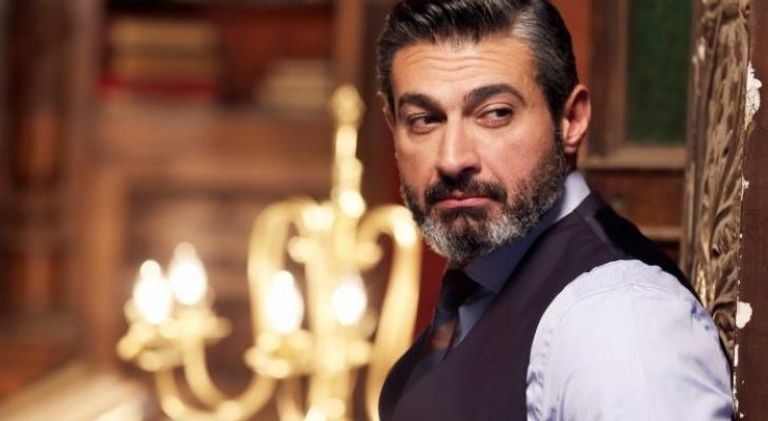 الممثل المصري ياسر جلال