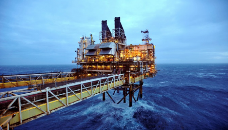 منصة نفطية في بحر الشمال - رويترز