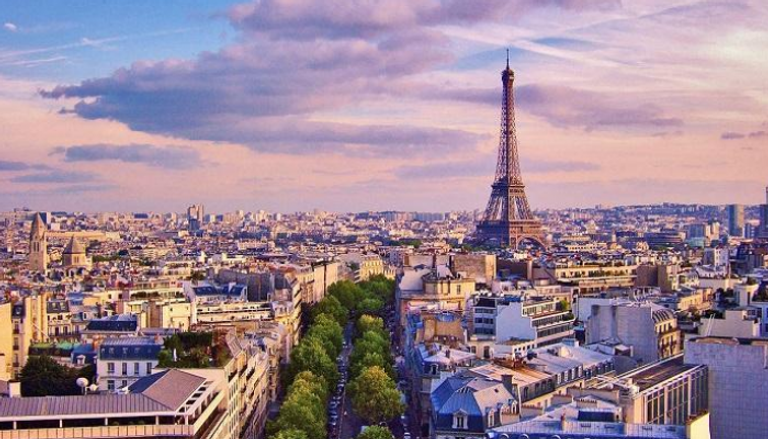 فرنسا ترفع معدل نمو الناتج المحلي