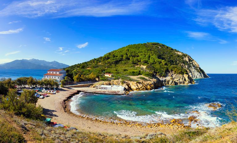 جزيرة إلبا الإيطالية