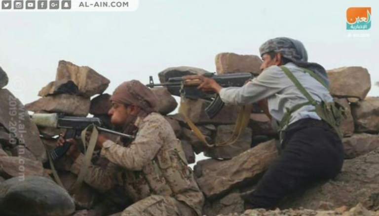عناصر من قوات الجيش اليمني والمقاومة الشعبية