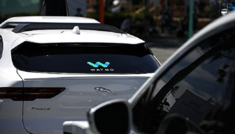 سيارات "وايمو" ذاتية القيادة