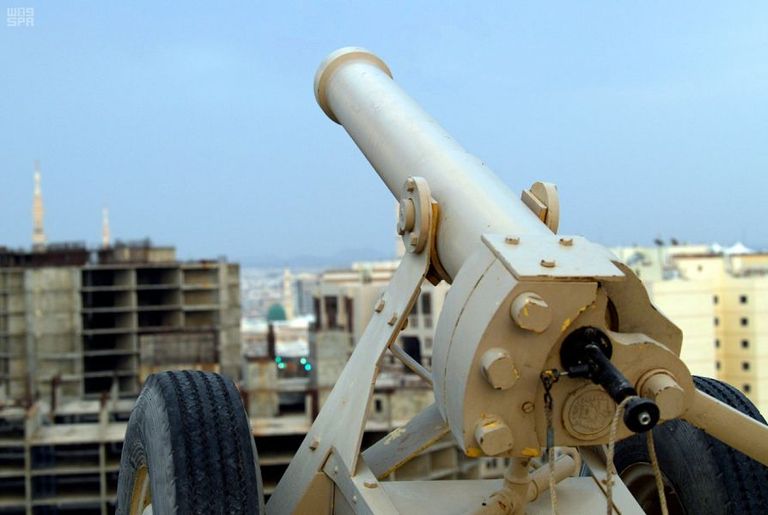 "مدفع رمضان".. صوت يعيد أهالي المدينة المنورة لعشرات السنين